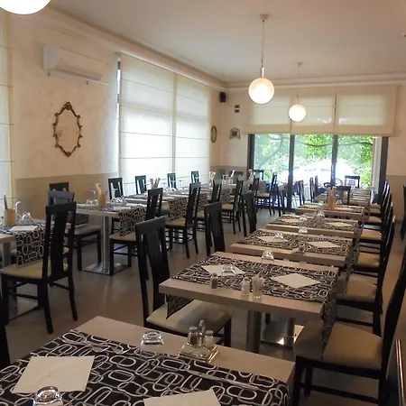 Готель Nevada 3*