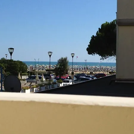 Nevada Готель 3*