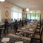 Hotel Nevada 3*