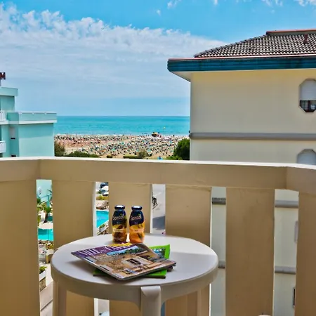 Nevada Отель 3*